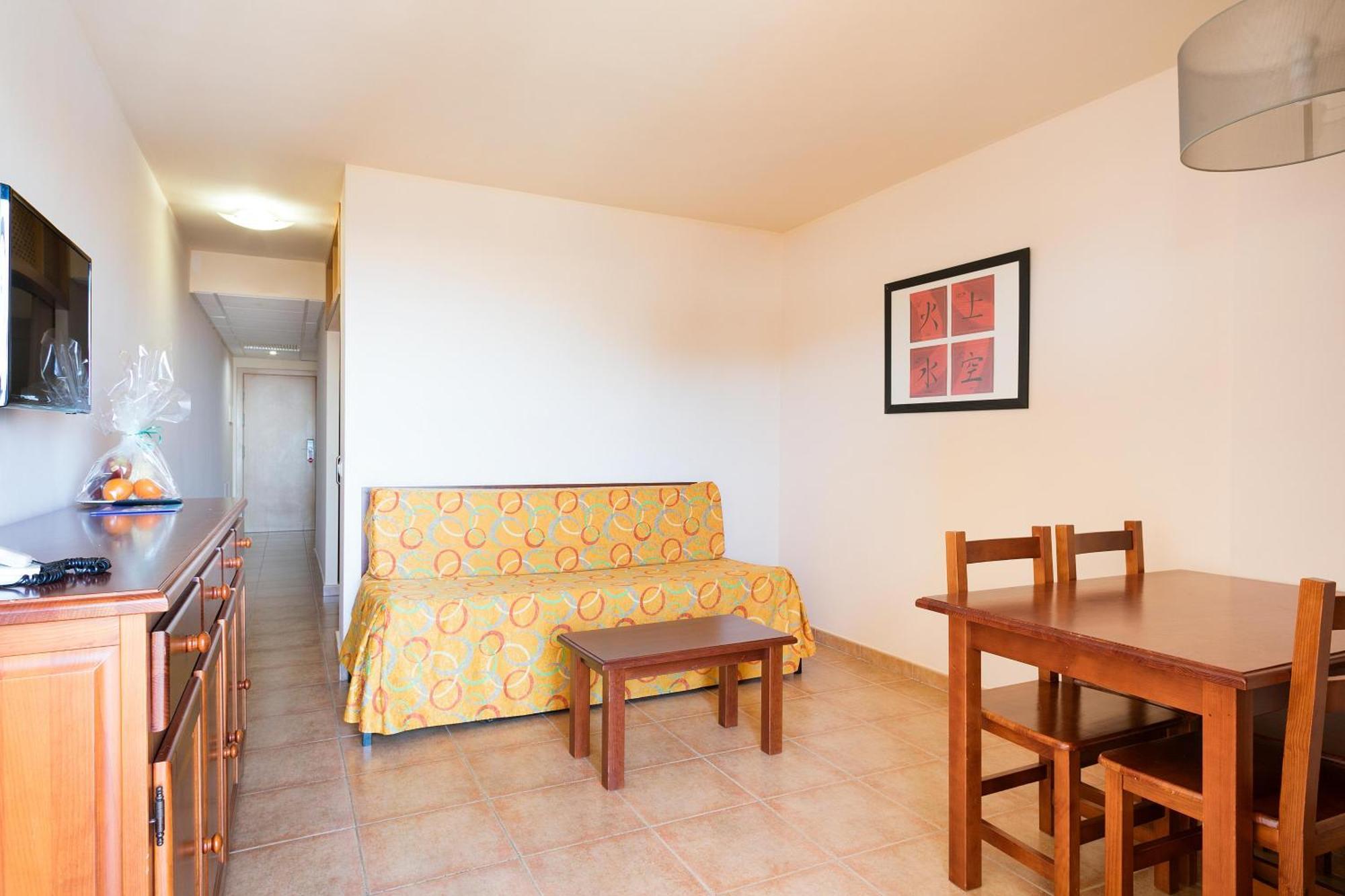 Apartamentos Best Alcazar Ла-Еррадура Екстер'єр фото